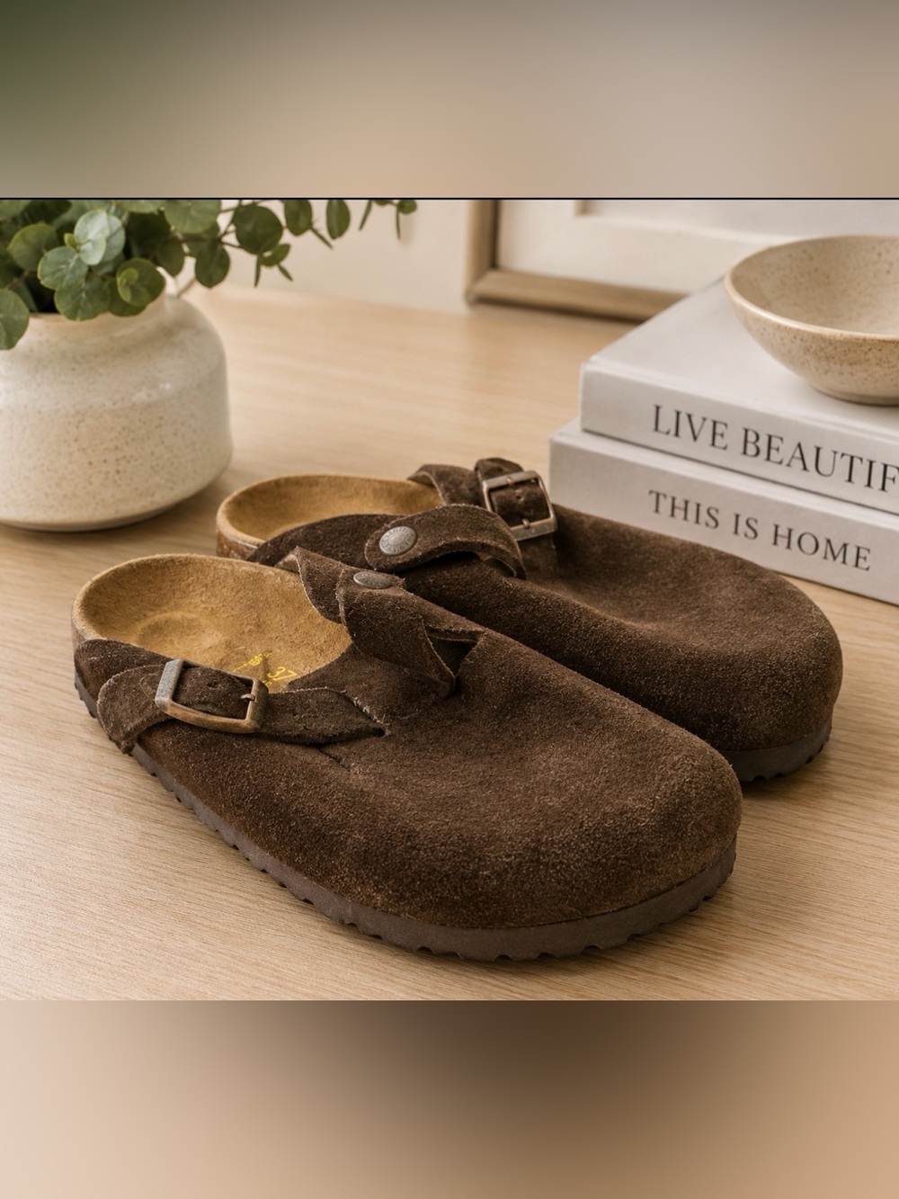 Birkenstock Brown Suede Slip-On Clogs cozy casual chic size 37/6